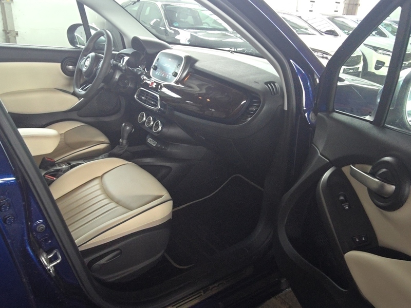 Fahrzeugabbildung 500X Yacht Club Capri 1.3 150PS Automatik Bild 8 von 20