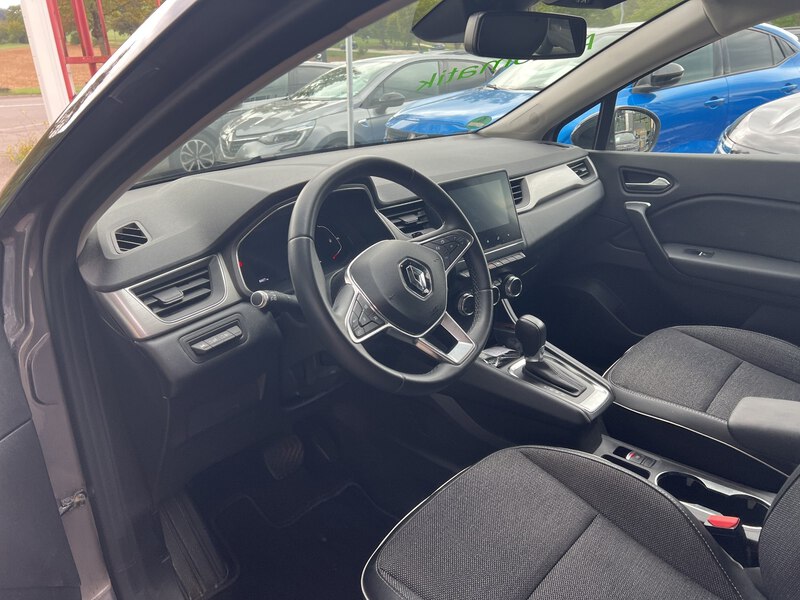 Fahrzeugabbildung Captur R-Kamera . Bild 9 von 14