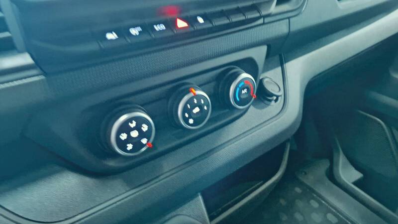 Renault Trafic Combi