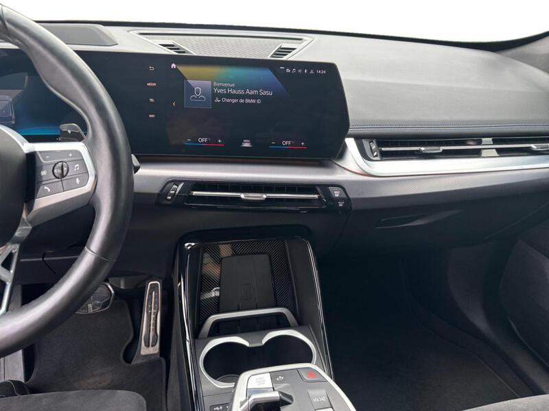 BMW X1 U11