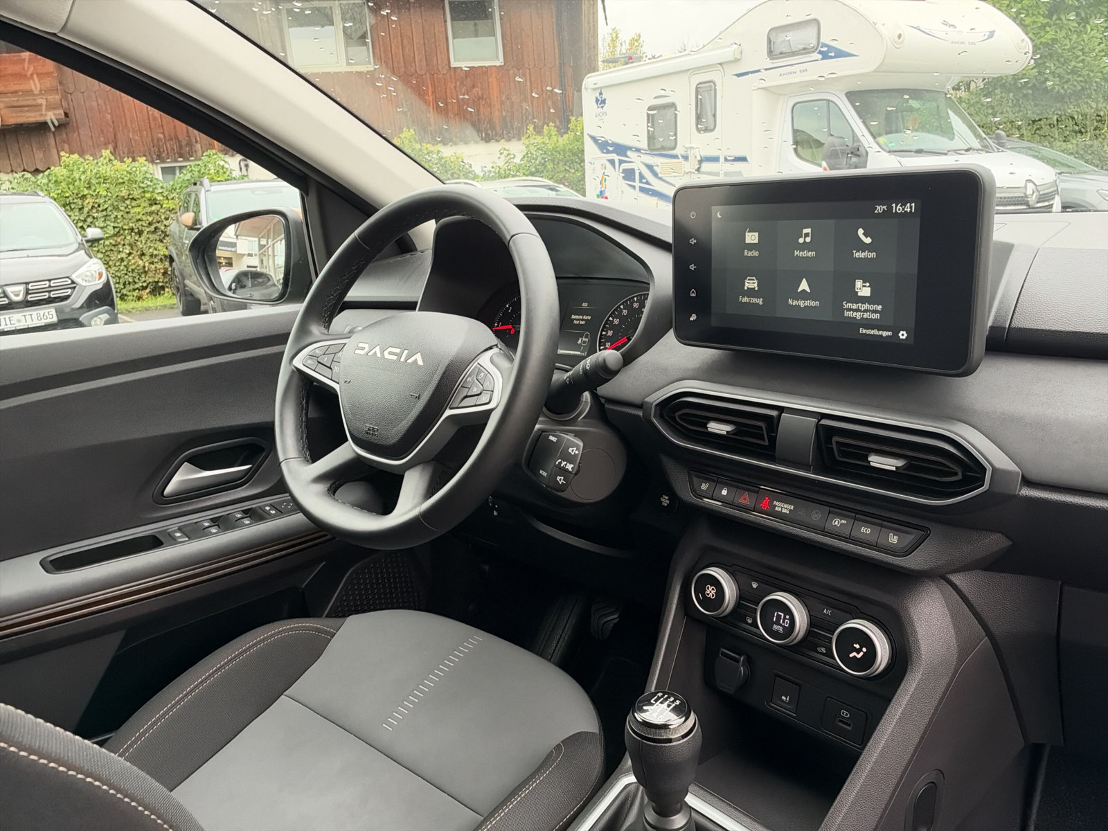 Dacia Sandero – Bild 18