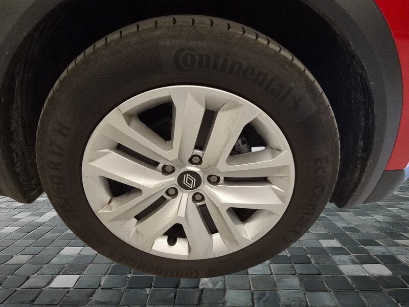 Fahrzeugabbildung Captur 1.0 Evolution TCe 100 LPG Klima LM SHZ Bild 6 von 19
