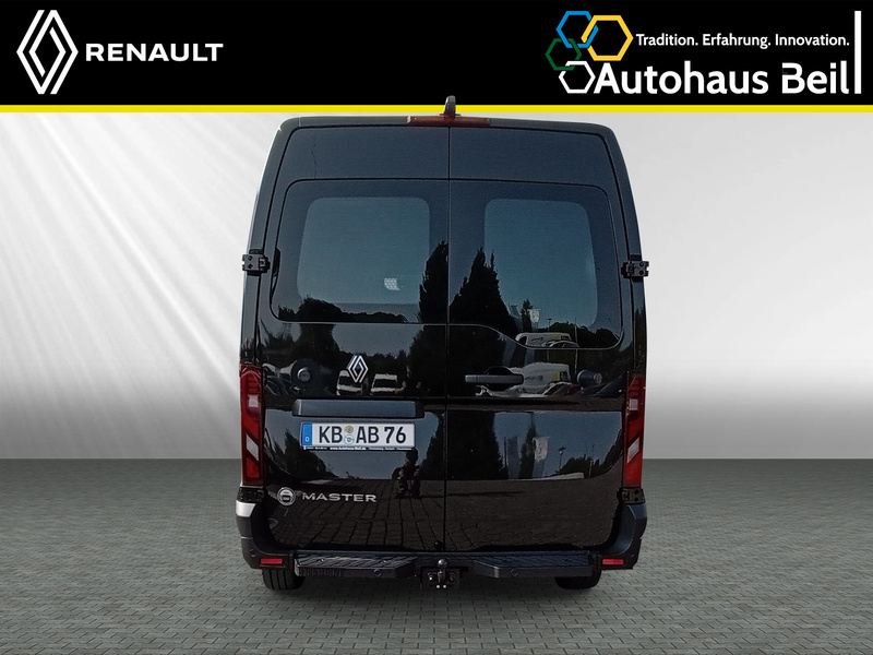 Fahrzeugabbildung Master FWD Kasten extra L2H2 3,5t Blue dCi 170 AT Euro6 Bild 3 von 9