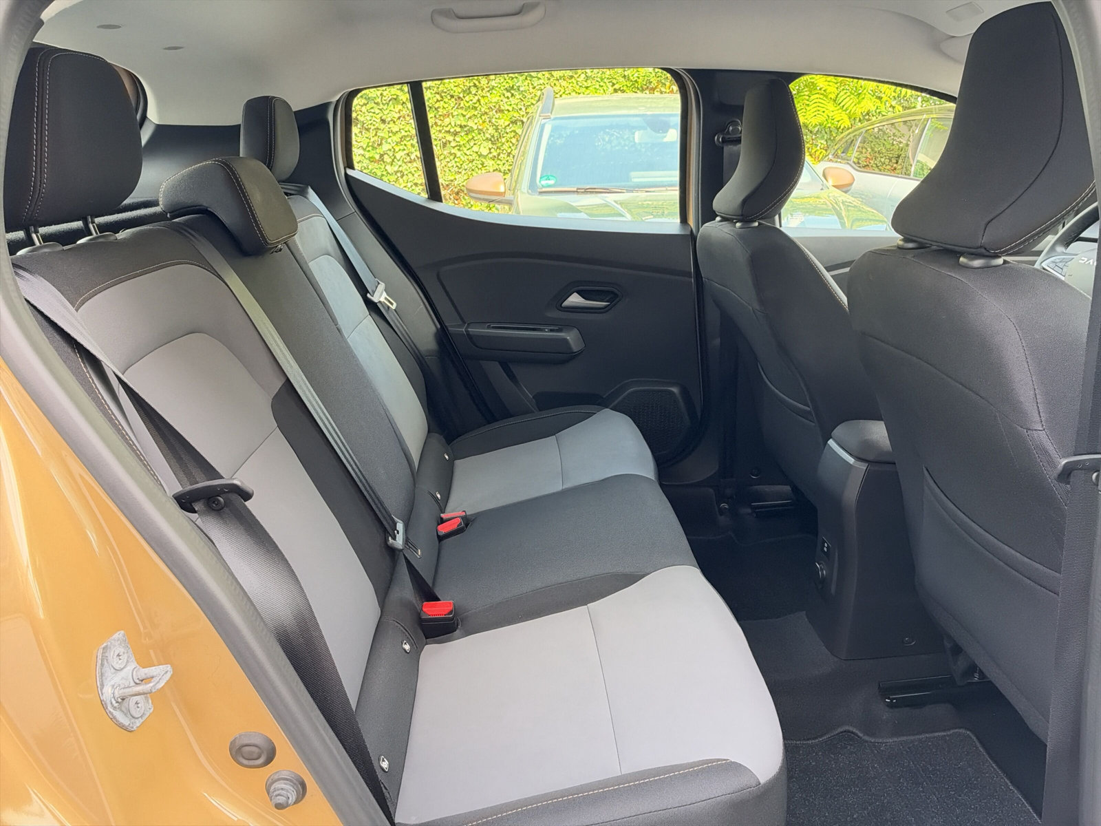 Dacia Sandero – Bild 12