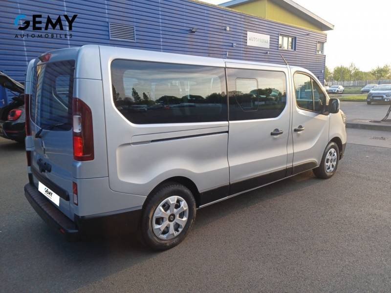 Renault Trafic Combi