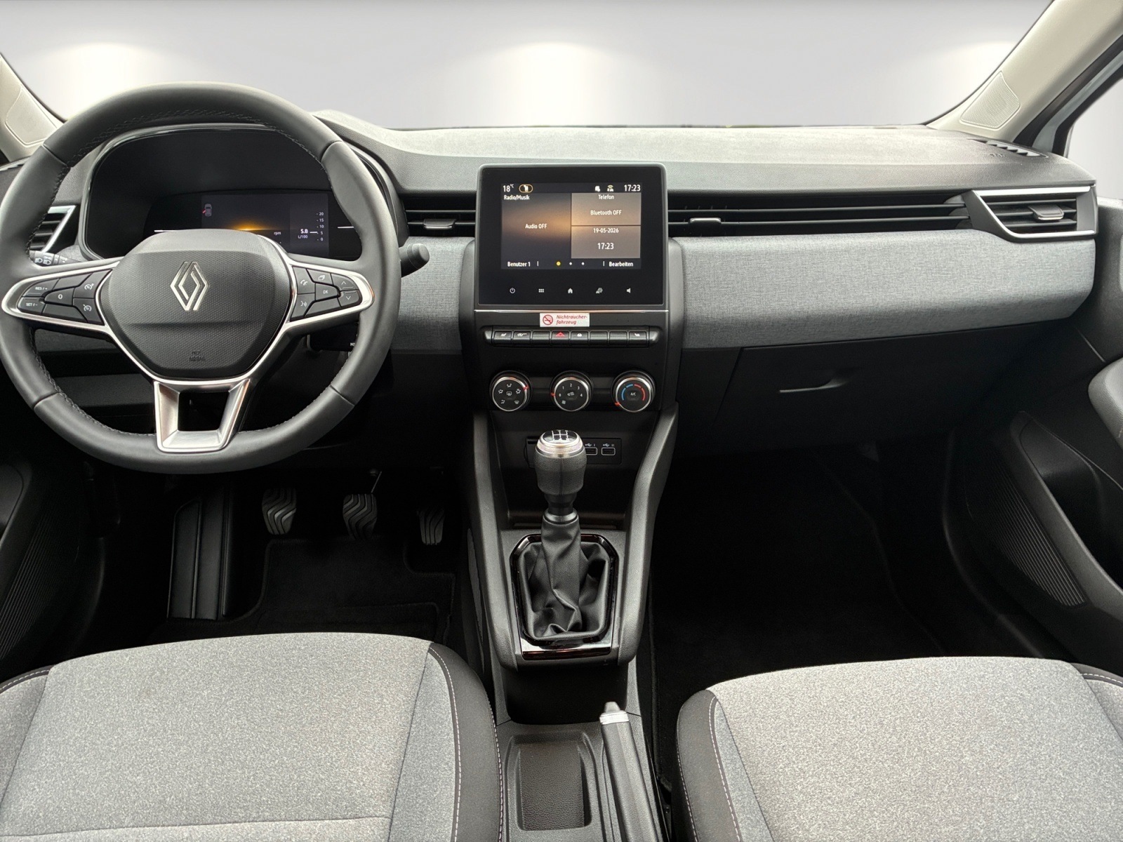 Renault Clio – Bild 9