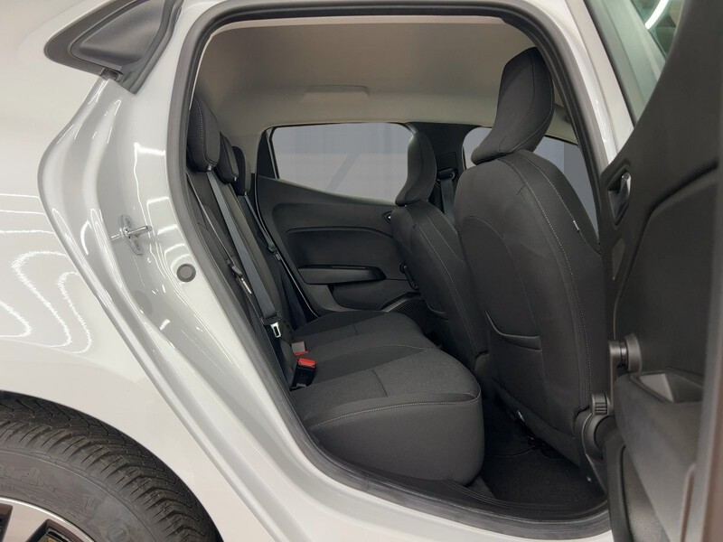 Fahrzeugabbildung Clio EINPARKHILFE HINTEN Bild 9 von 24
