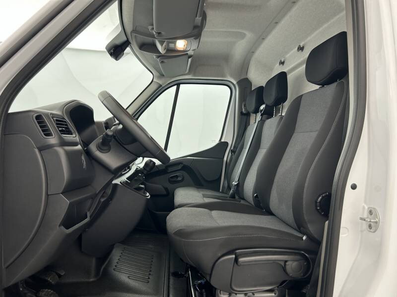 Renault Master III