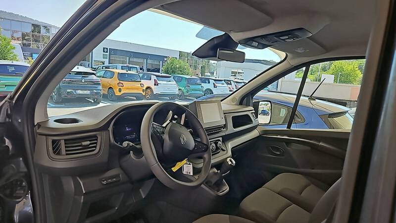 Renault Trafic Combi