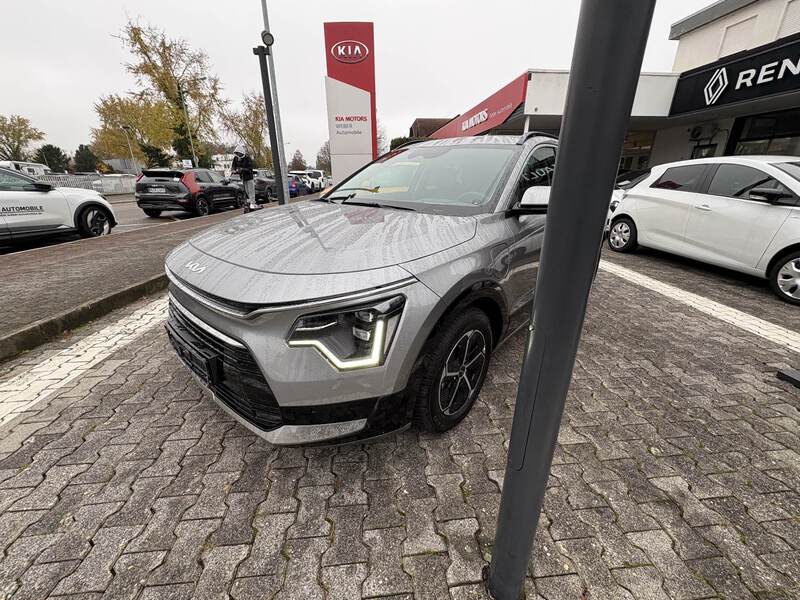 Fahrzeugabbildung Niro Spirit Plug-in-Hybrid  Bild 9 von 18