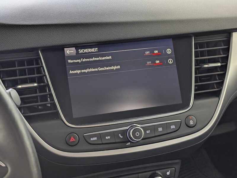 Fahrzeugabbildung Crossland X 1.2 Turbo Edition Navi LED Klima Bild 25 von 33