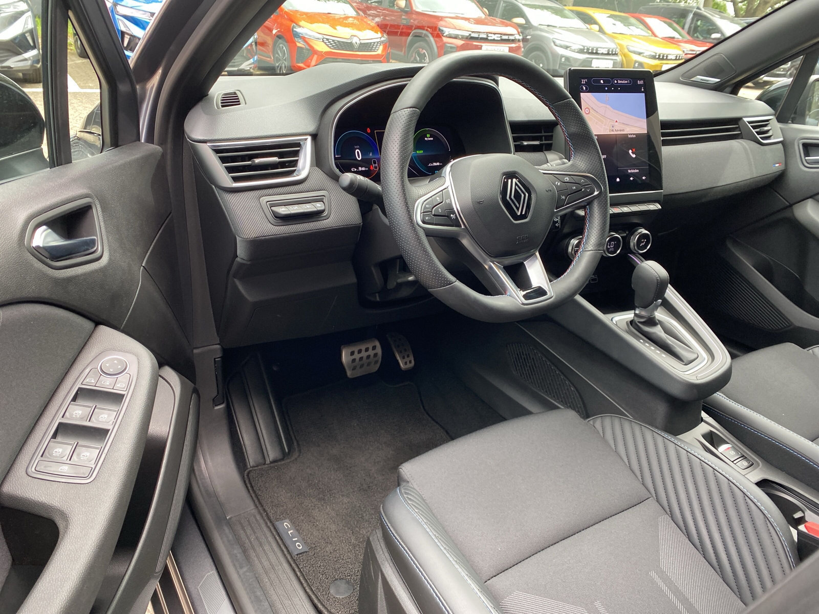 Renault Clio – Bild 10