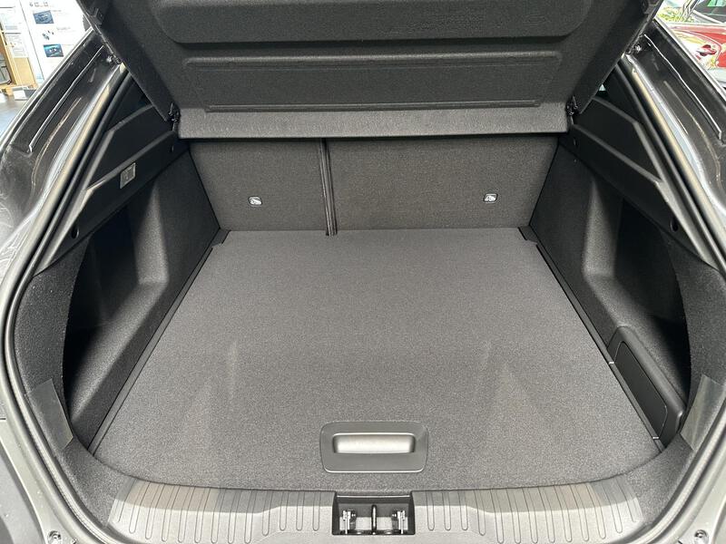 Fahrzeugabbildung Arkana Esprit Alpine Full Hybrid 145 PS Bild 25 von 50