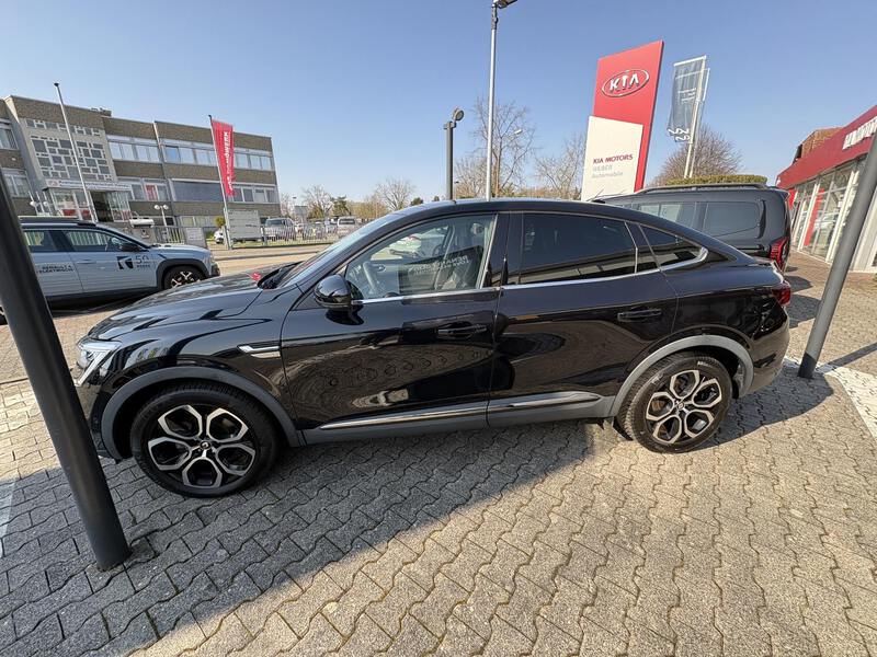 Fahrzeugabbildung Arkana Techno 1.6 Hybrid 145 E-Tech Bild 8 von 18