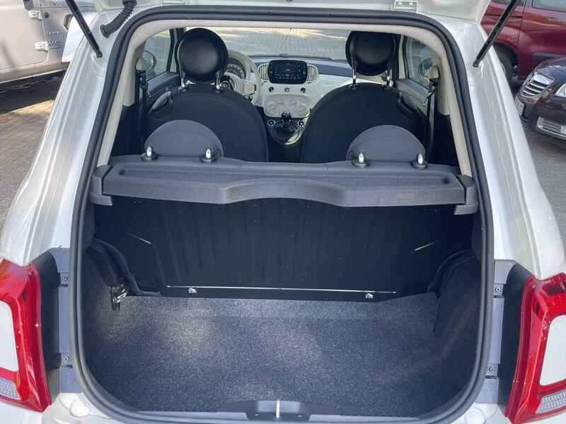 Fahrzeugabbildung 500 1.0 70PS Klima *CarPlay *Radio Bild 13 von 16