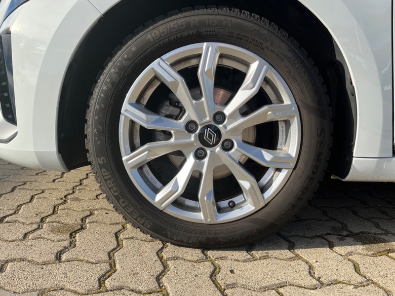 Fahrzeugabbildung Clio +Tempomat+Sitzheizung+ Bild 26 von 44