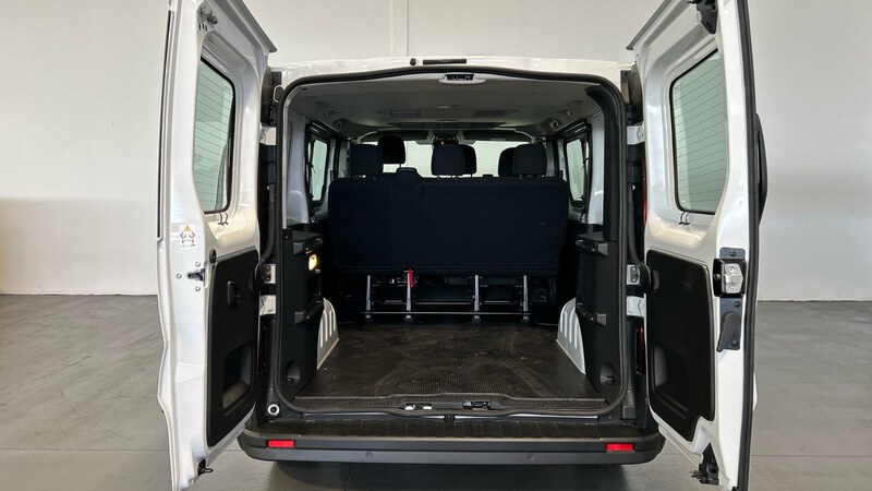 Renault Trafic Combi