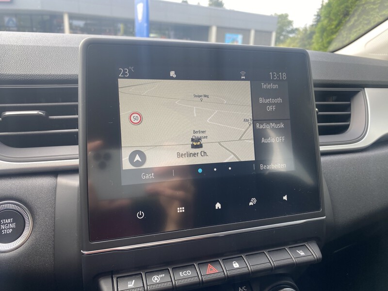 Fahrzeugabbildung Captur EQUILIBRE TCe 140 Bild 13 von 18