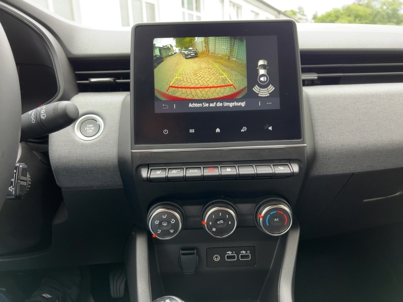 Fahrzeugabbildung Clio Apple CarPlay SHZ PDC KLIMA Bild 12 von 17