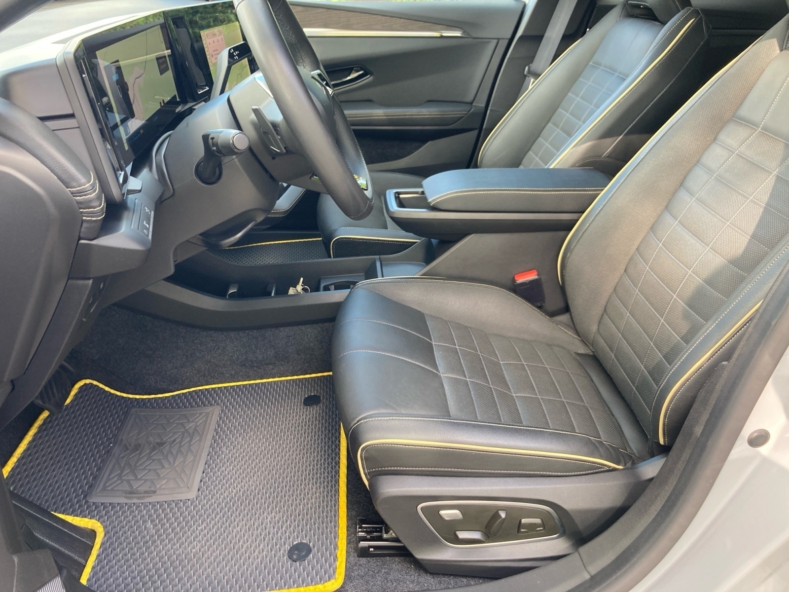 Renault Megane E-TECH – Bild 8