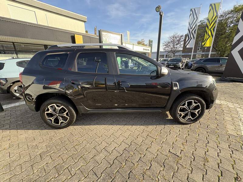 Fahrzeugabbildung Duster II 1.6 SCe 115 LPG Comfort 2WD Bild 3 von 18
