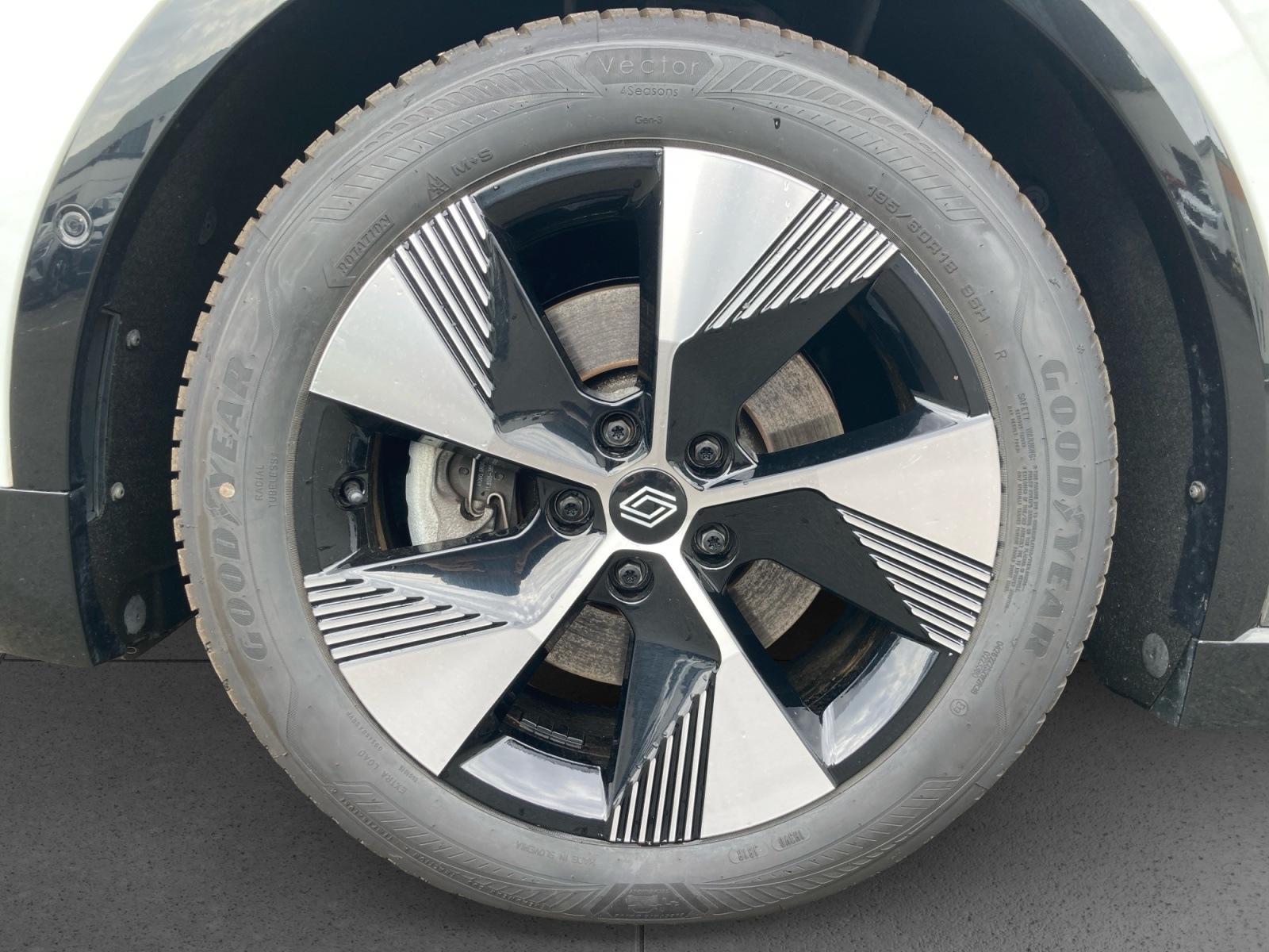 Renault Megane E-TECH – Bild 16
