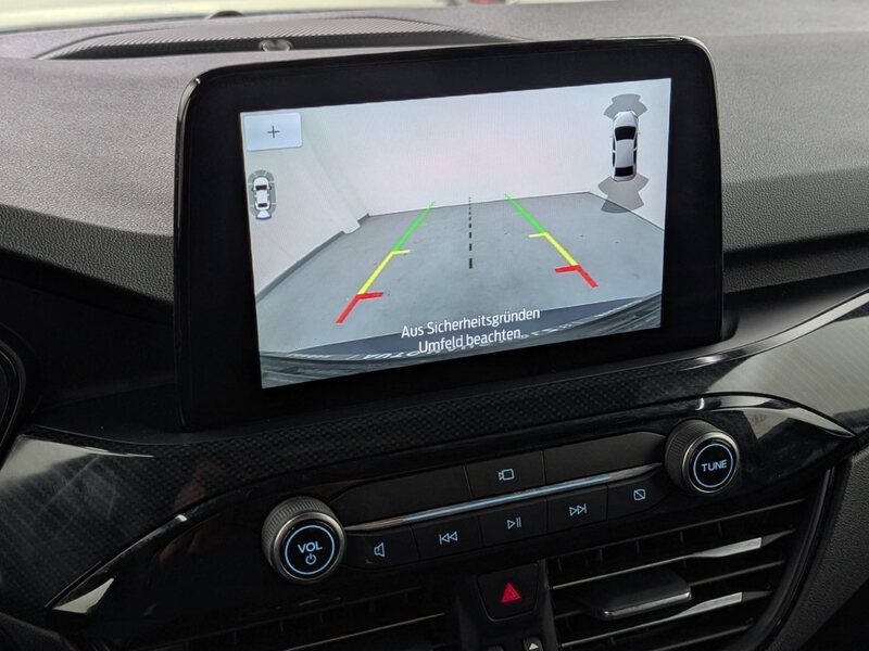 Fahrzeugabbildung Kuga 2.5 PHEV ST-Line X HUD B&O AHK ACC Pano Bild 36 von 45