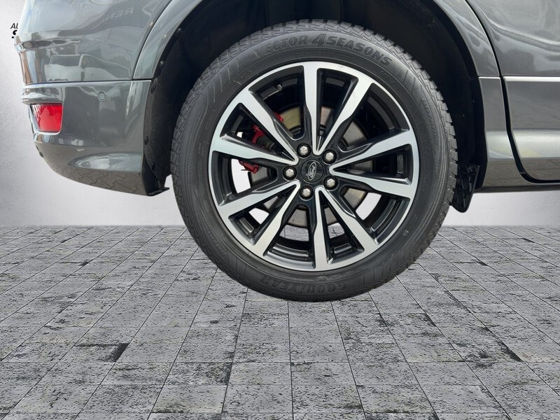 Fahrzeugabbildung Kuga 1.5 EcoBoost ST-Line 4x4 Start/Stopp Bild 8 von 26