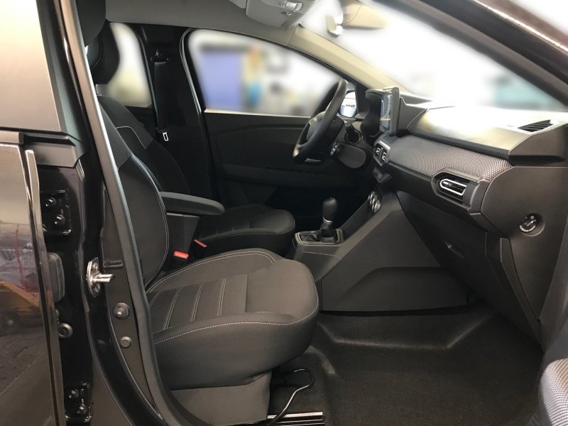 Dacia Logan – Bild 10
