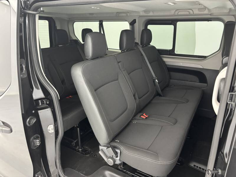 Renault Trafic Combi