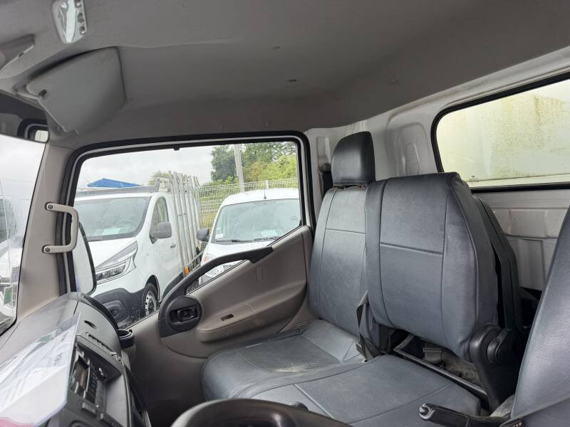 Nissan NT400 Chassis Cabine