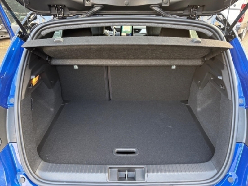 Fahrzeugabbildung Captur Evolution Mild Hybrid 1 Bild 13 von 15