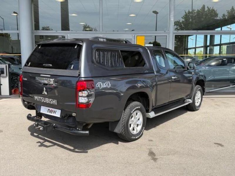 Mitsubishi L200 Club CAB