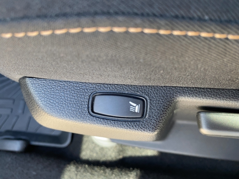 Fahrzeugabbildung Duster ABS Fahrerairbag ESP SERVO Bild 17 von 18