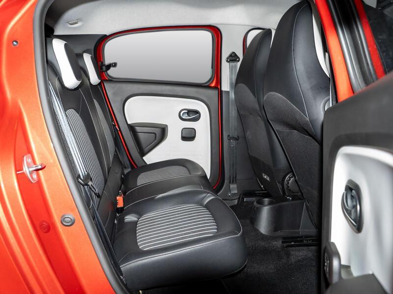 Fahrzeugabbildung Twingo Kamera+AppleCarPlay Bild 3 von 15