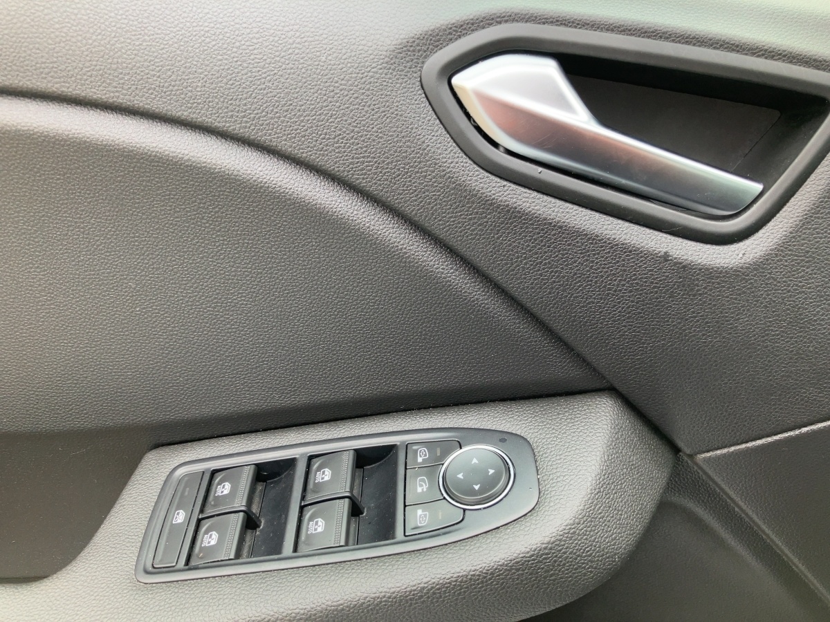 Renault Clio – Bild 19