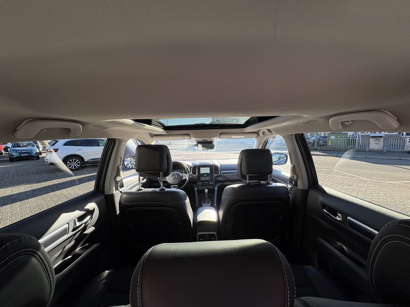 Fahrzeugabbildung Koleos Techno 4WD 2.0 dCi 185 FAP Bild 11 von 18
