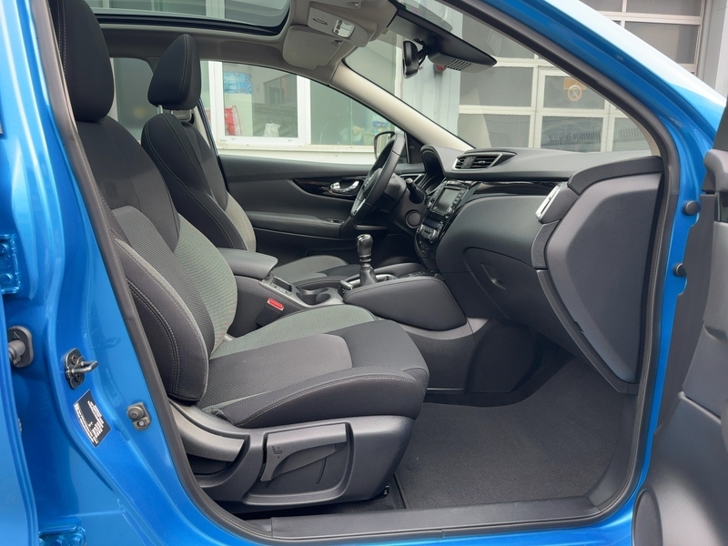 Fahrzeugabbildung Qashqai 360° KAMERA Bild 11 von 15