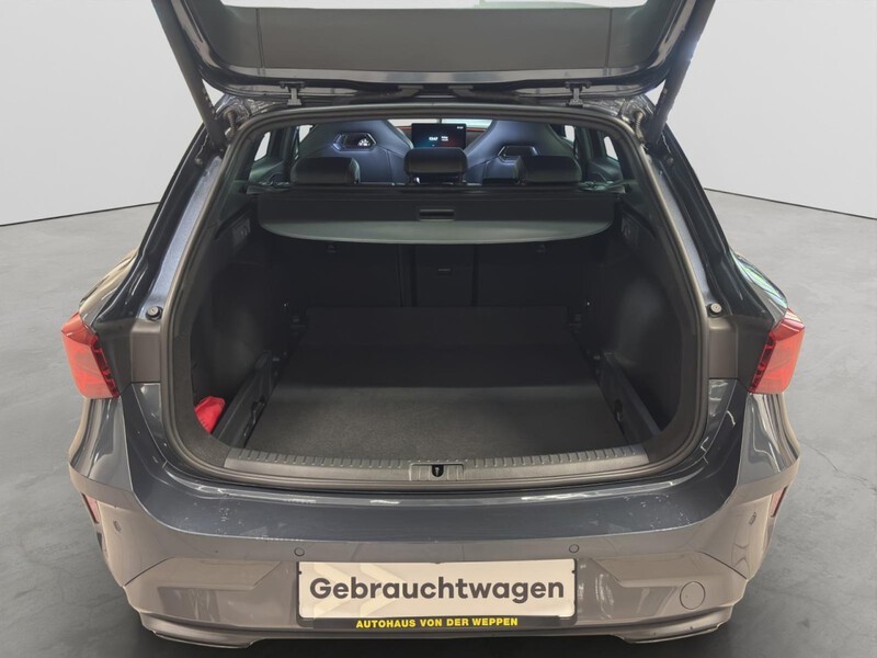 Fahrzeugabbildung Leon Sportstourer 1.5 eTSI 110 kW (150 PS) 7-Gang-DSG Bild 7 von 15
