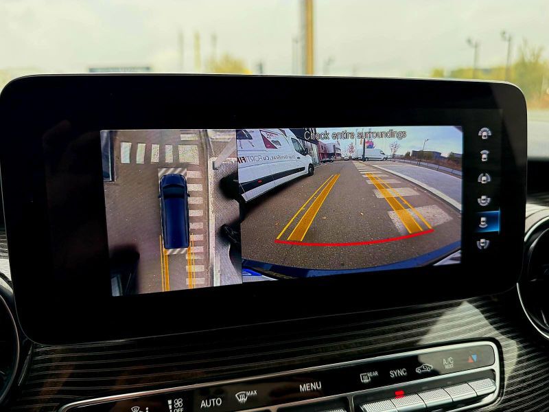 MERCEDES-BENZ V-Class 2022 — imagine 60