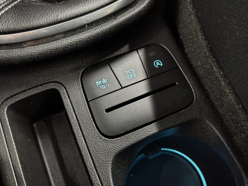 Fahrzeugabbildung Fiesta orline CarPlay ACC Bild 18 von 35