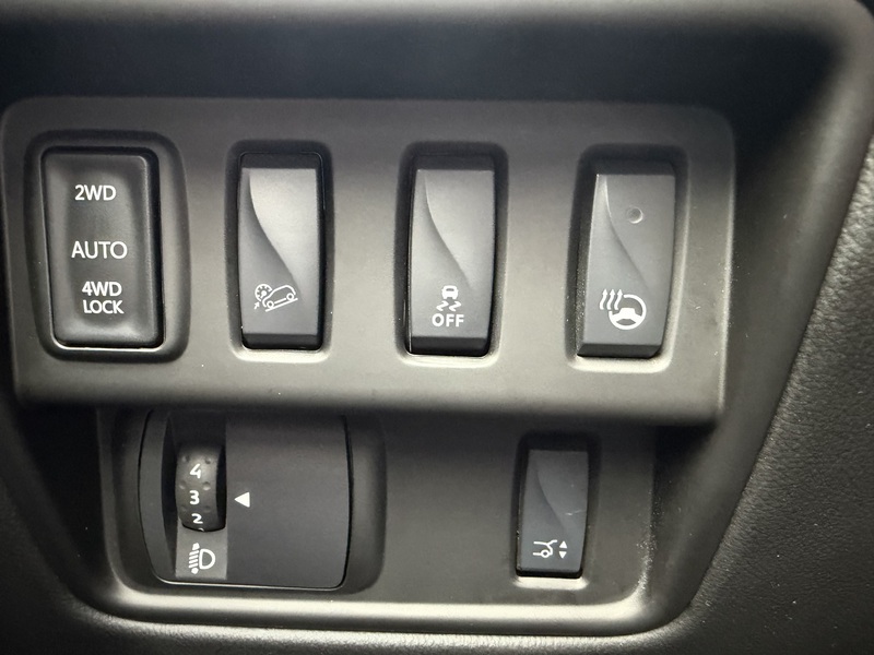 Fahrzeugabbildung Koleos X-Tronic-CVT Bild 22 von 46
