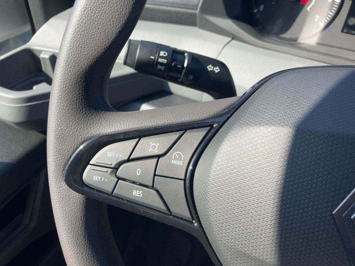 Renault Master – Bild 20