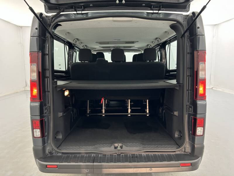 Renault Trafic Combi