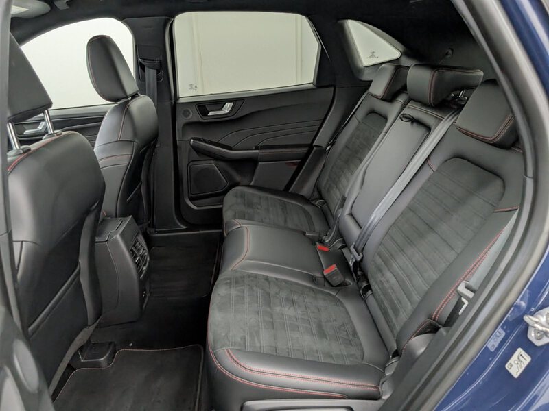 Fahrzeugabbildung Kuga 2.5 PHEV ST-Line X HUD B&O AHK ACC Pano Bild 10 von 45