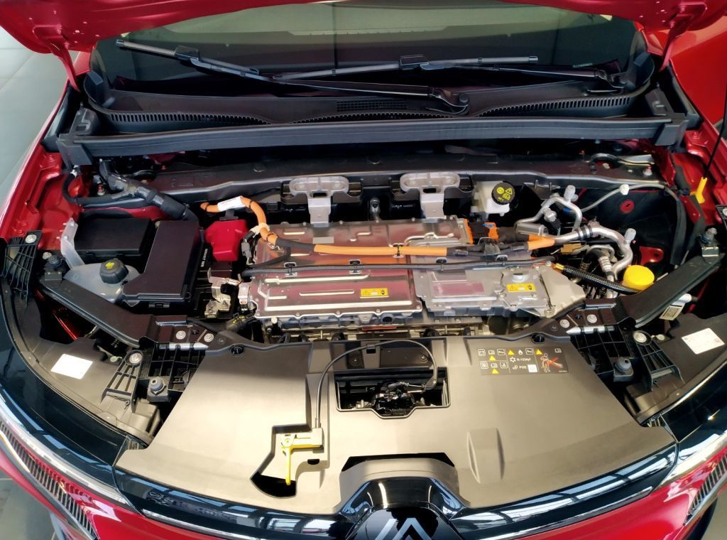 Renault Megane E-TECH – Bild 11