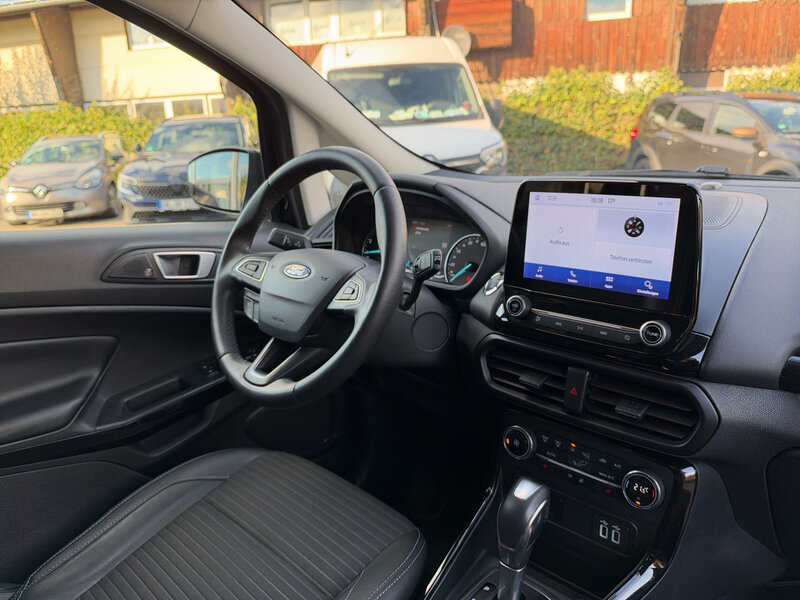 Fahrzeugabbildung EcoSport PDC Rückfahrkamera Bild 18 von 20