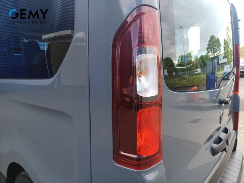 Renault Trafic Combi