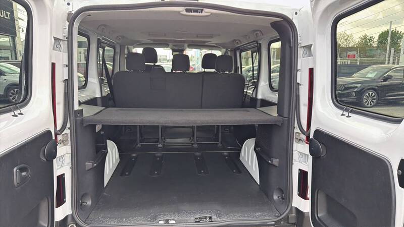 Renault Trafic Combi