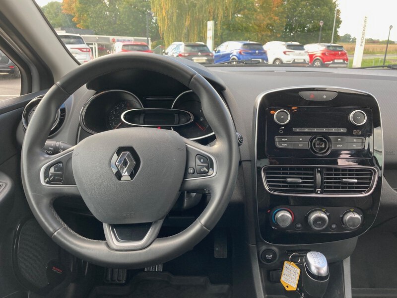 Fahrzeugabbildung Clio LIMITED TCe 75 Bild 8 von 12